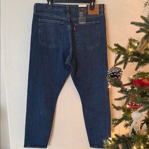 Womens levi wedgie jeans